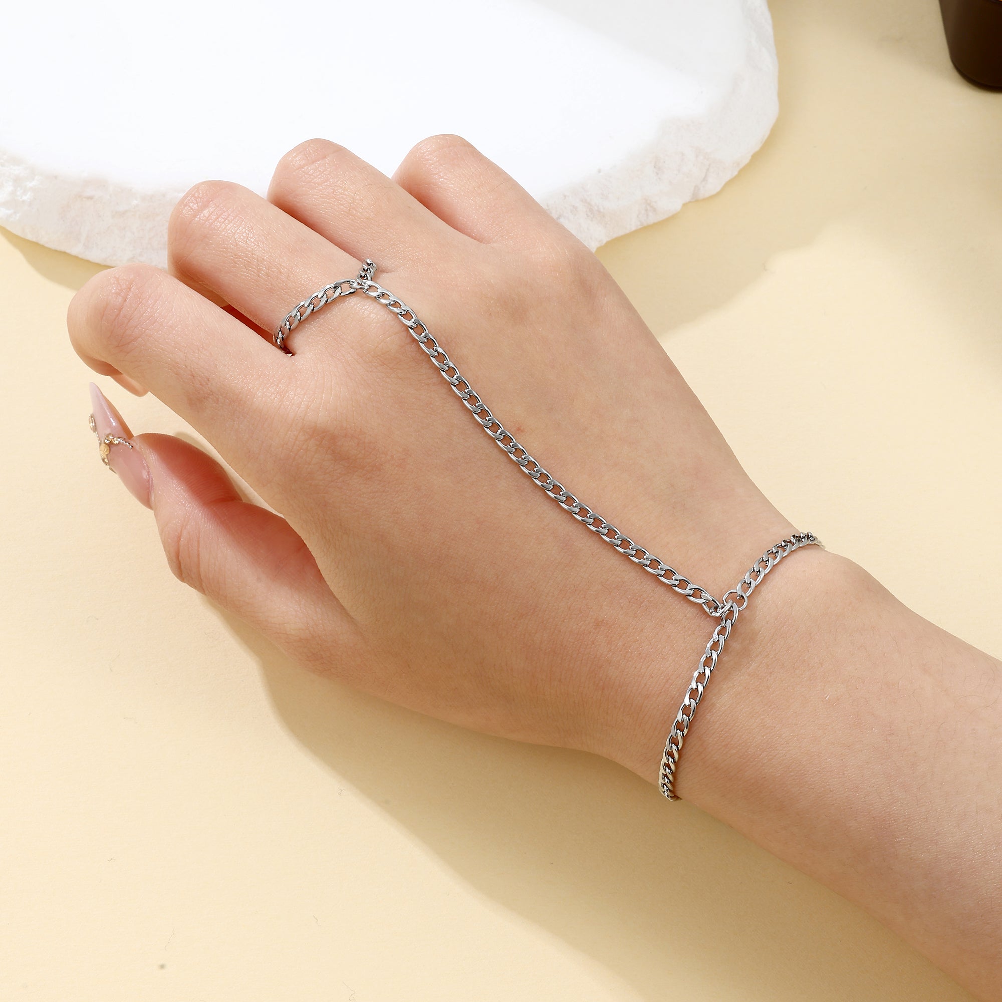 Curb Hand Chain (3mm)