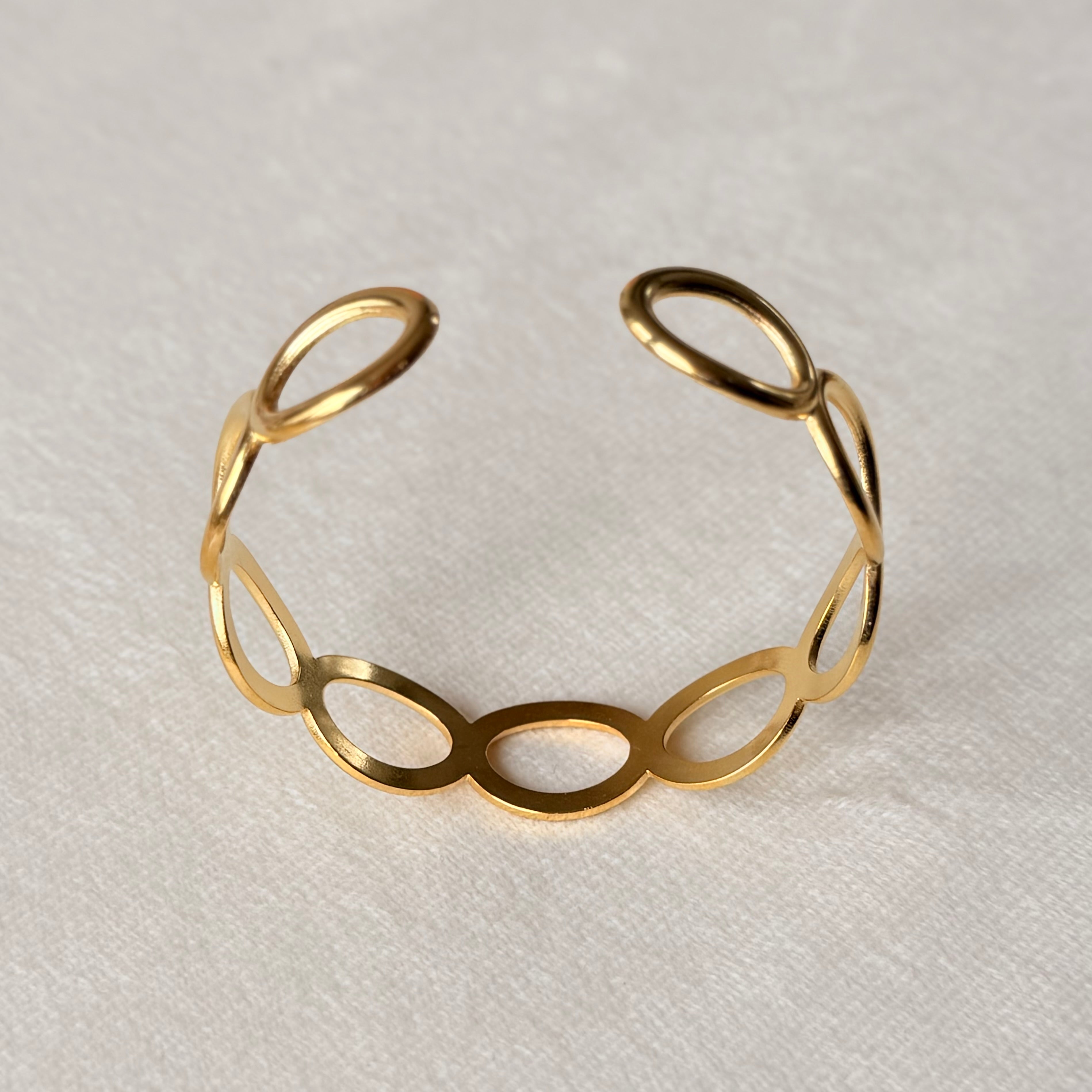 Circles Cuff