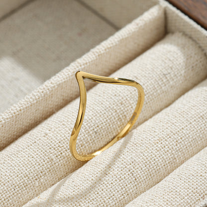 V Shaped Ring